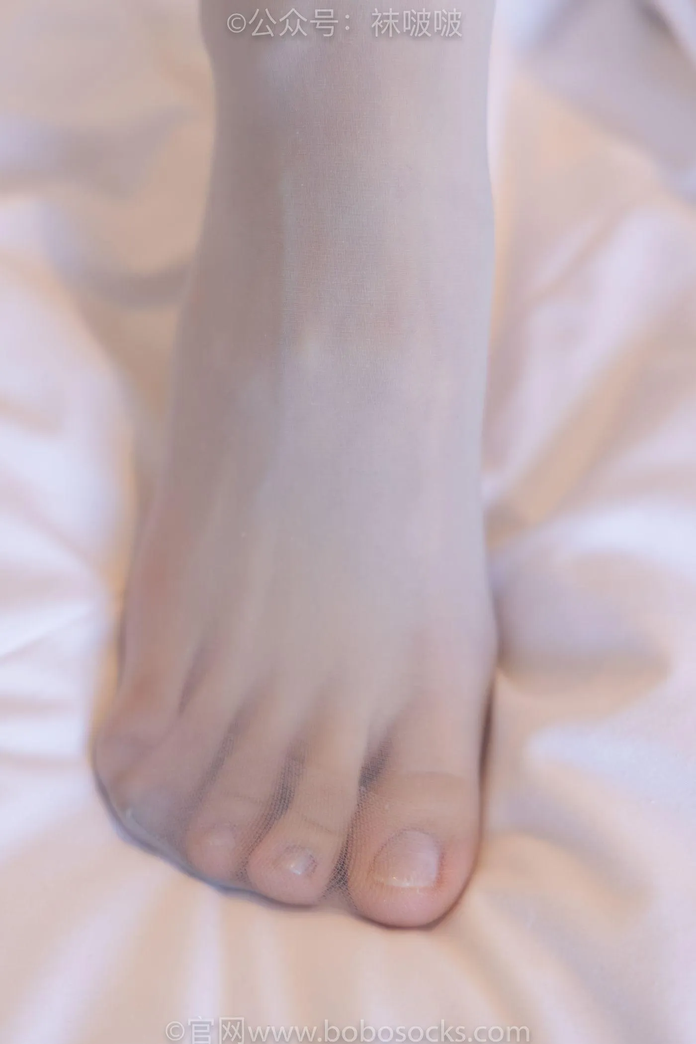 [BoBoSocks袜啵啵]NO.083 稚予-高跟鞋、凉鞋、白丝、裸足涂白色指甲油剧情 [140P]插图9